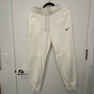 Nike Women’s Cream Joggers